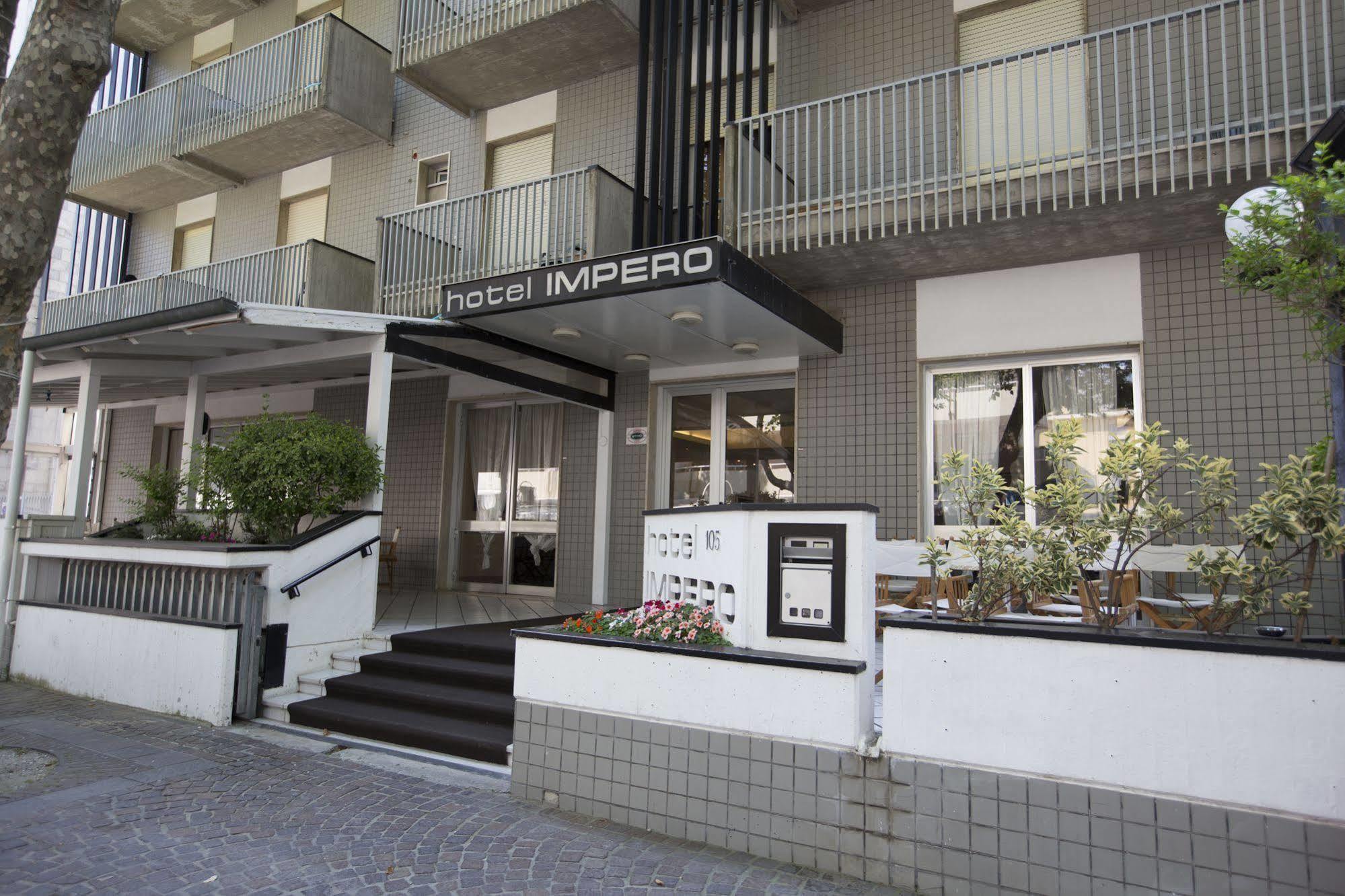Hotel Impero Rimini Exterior foto